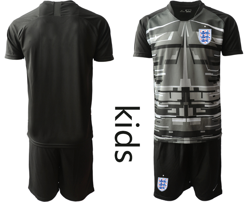 Youth 2020-21 England black goalkeeper soccer jerseys.